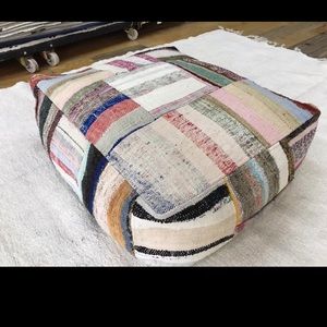 Kilim poof